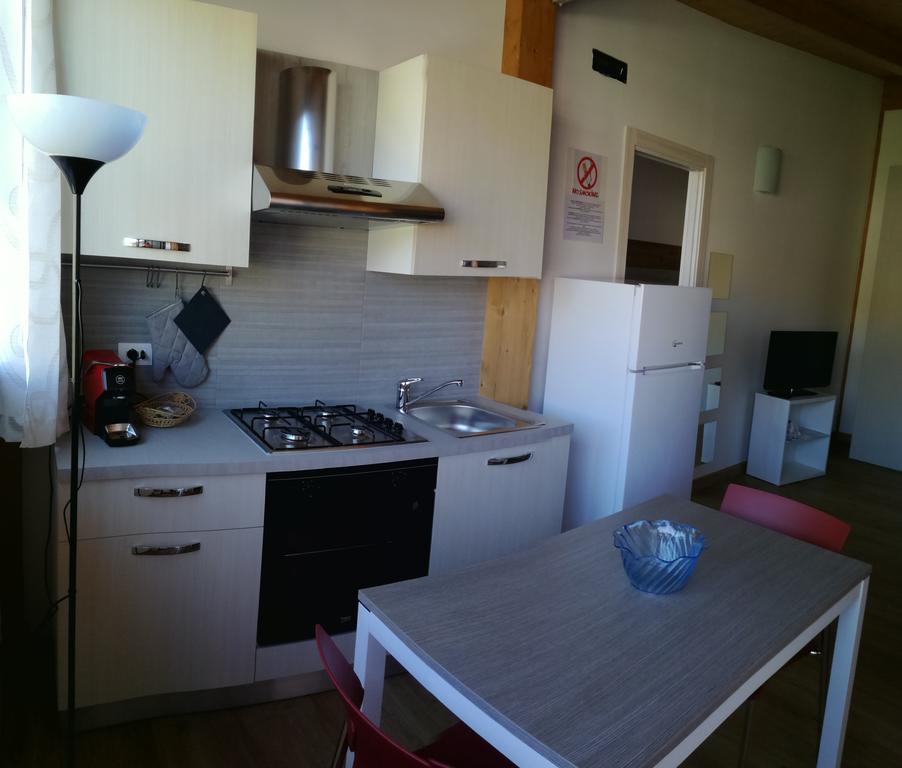 Appartamenti Vacanze Mareemare กาโปดอร์ลันโด ภายนอก รูปภาพ