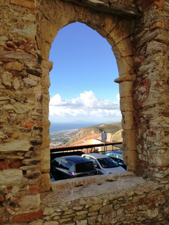Appartamenti Vacanze Mareemare กาโปดอร์ลันโด ภายนอก รูปภาพ