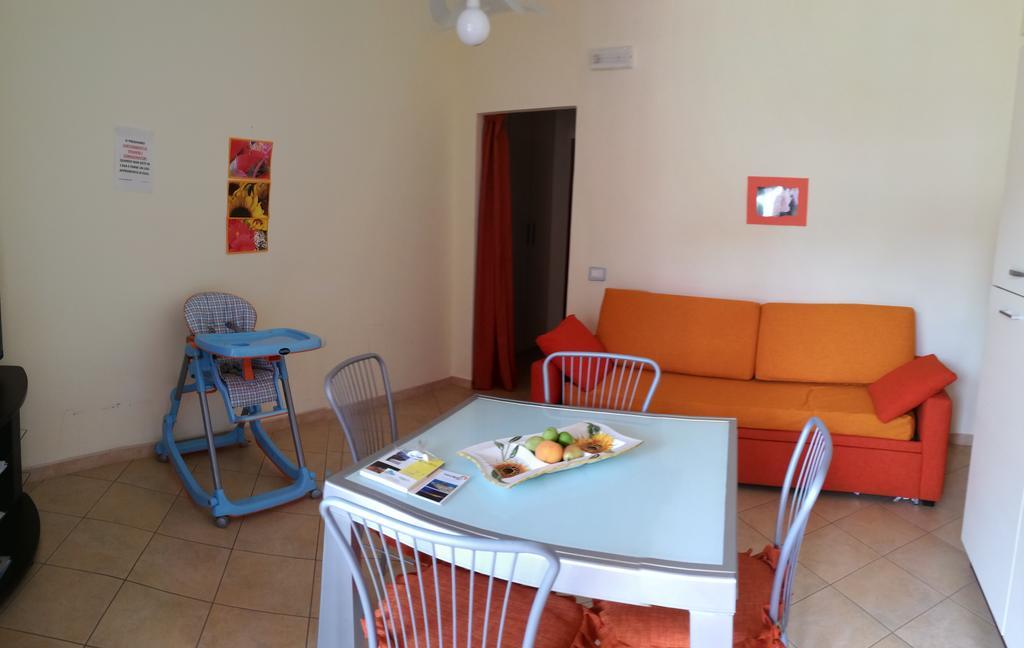 Appartamenti Vacanze Mareemare กาโปดอร์ลันโด ภายนอก รูปภาพ