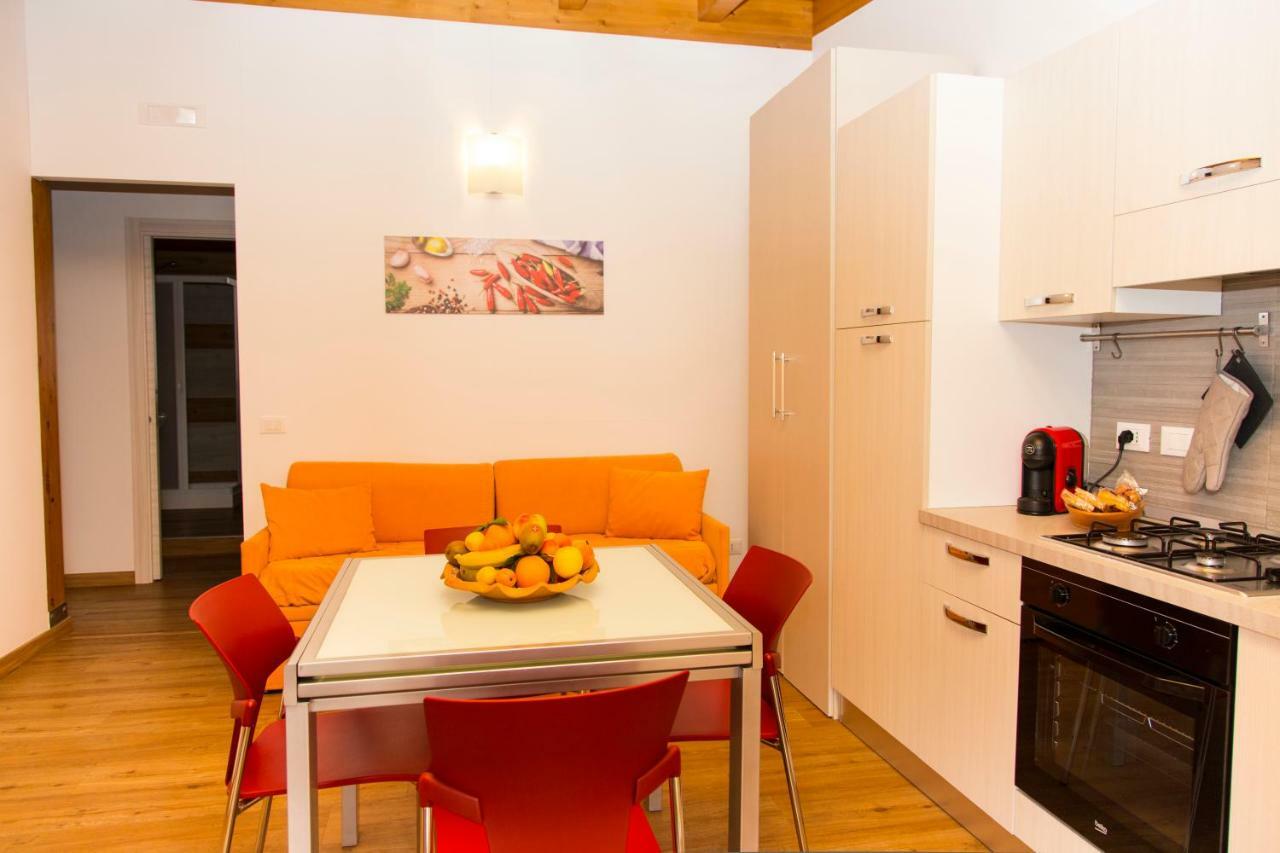 Appartamenti Vacanze Mareemare กาโปดอร์ลันโด ภายนอก รูปภาพ
